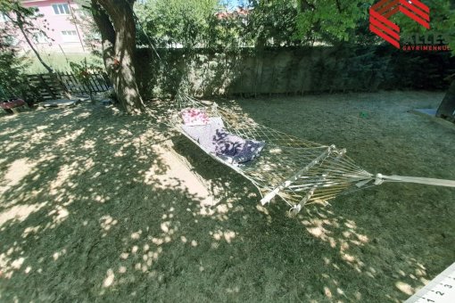 ALLES'TEN / AKARBAŞI MAHALLESİ'NDE / ARA KAT / 2+1